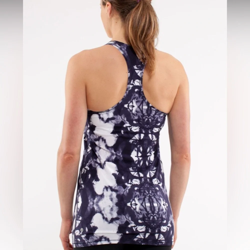 Lululemon‎ Every Yogi Tank INK Blot White Deep Indigo Combo